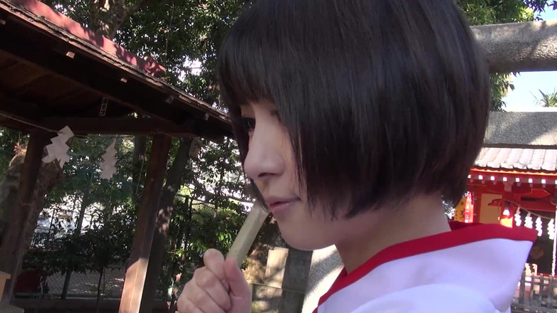 JAPAN IN LOVE: Asijská chtivá scéna-1 hezká Asiatka si užívá robertek a péro