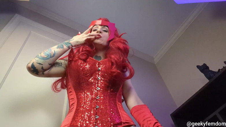 Geeky Femdom: Wandavision - skurczony przez Szkarłatną czarownicę