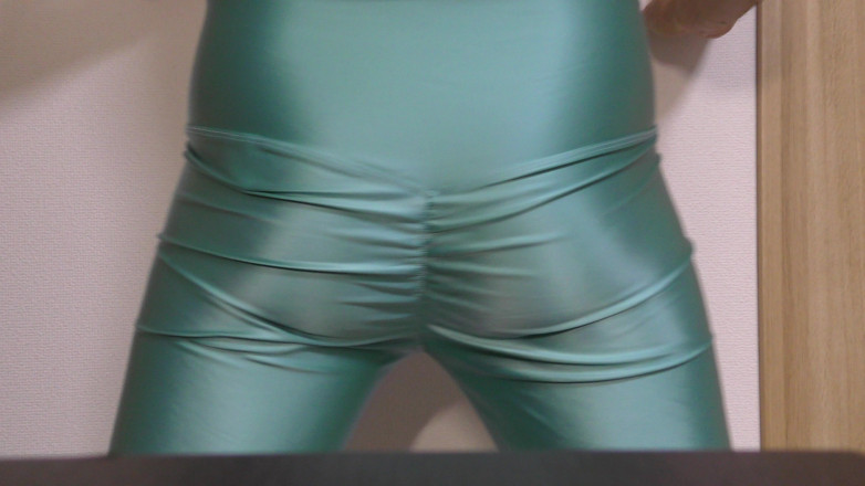 LovePantyBoy: 젖탱이를 가지고 노는 핫한 십대