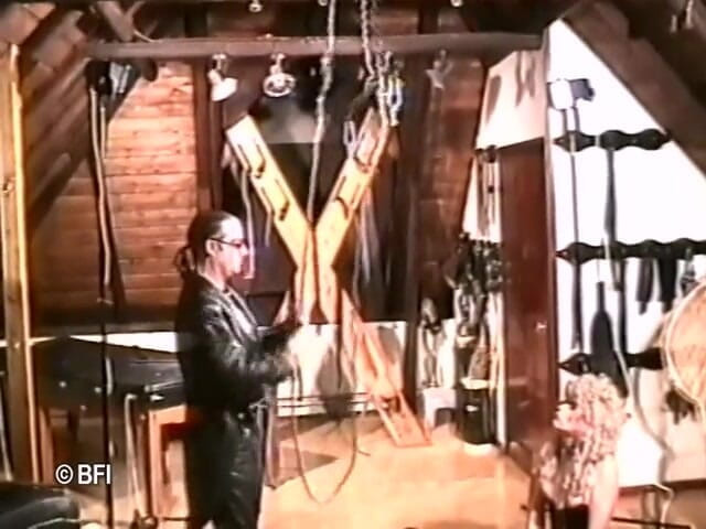 Hardcore slave sex: British punishment 4