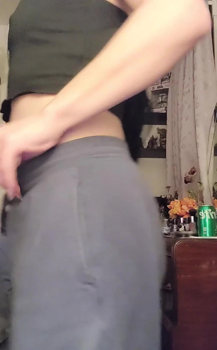 Raven Willow: 21 spicy Loud and Juicy Farts for All You Stinky...
