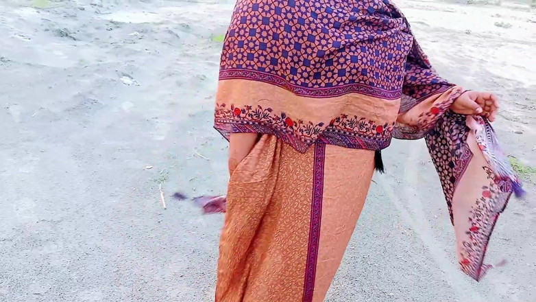 Morjenabb: Bangla D Bhallage utomhus Mia Patiya knullad hemma