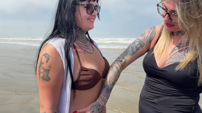 Couple dna: On the Beach My Wife and I Invited a Beachgirl...