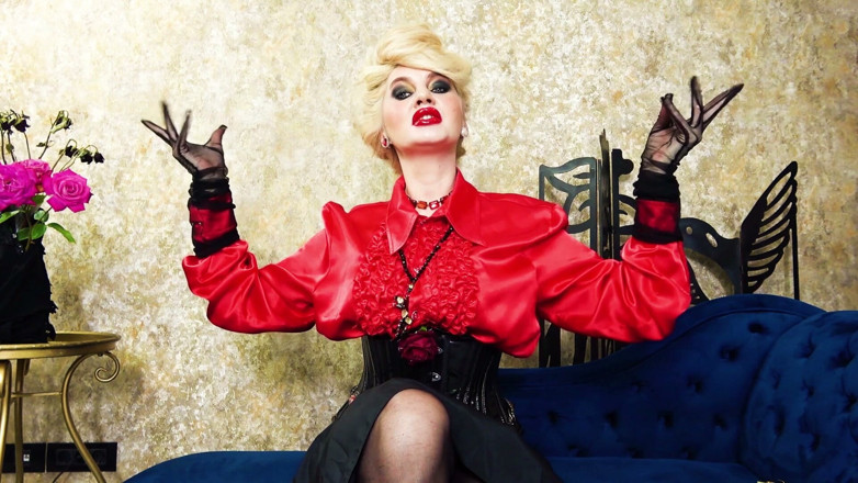 Goddess Celine: Halloween Red Lipstick Kisses