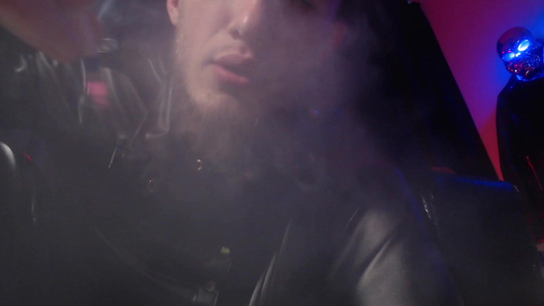 Hunky time: Alpha in Leather - Smoking Domination