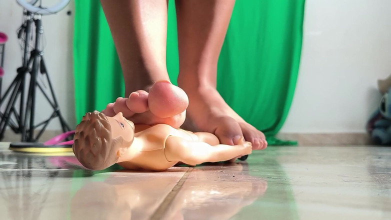 Isabel: Tracking a Tiny Man