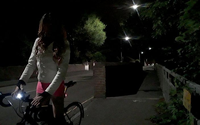 Themidnightminx: Themidnightminx bike ride