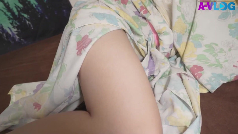 Raptor Inc: Nasty Pussy Blog... Kimono memakai gadis cantik dan berhubungan seks