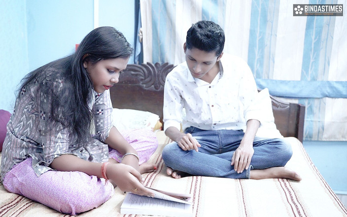 Cine Flix Media: एक युवा 18+ शरारती कुंवारा लड़का अपने बड़े स्तन वाली टीचर से सेक्स अध्याय सिखाने और पोर्न स्टार की तरह चोदने के लिए कहता है