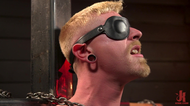 Kink Men Classics: コーディ・ウィンター:限界まで追い込まれ、すべてを受け入れる