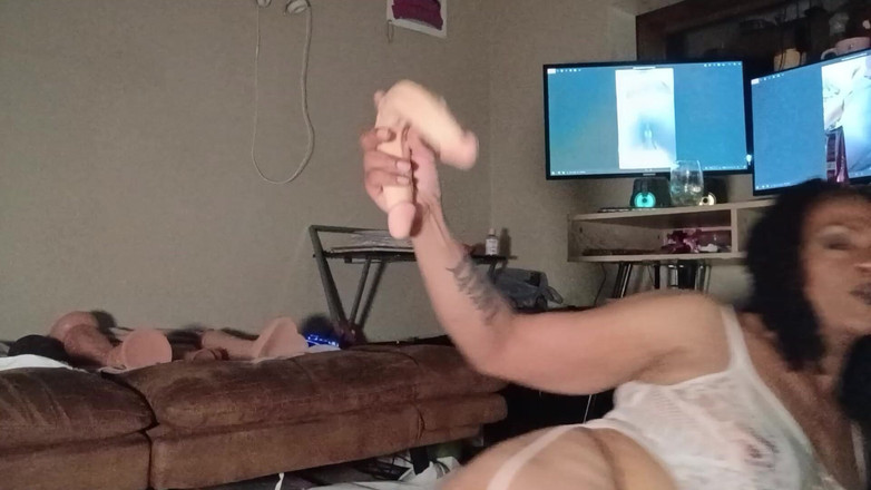 KNKY Bee: エクストラ・スロッピー・ディープスロート