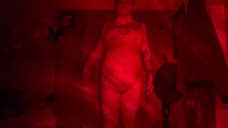 SoftBakedAfterDark: Nagie rozciąganie - Ftm, bez dźwięku, POV