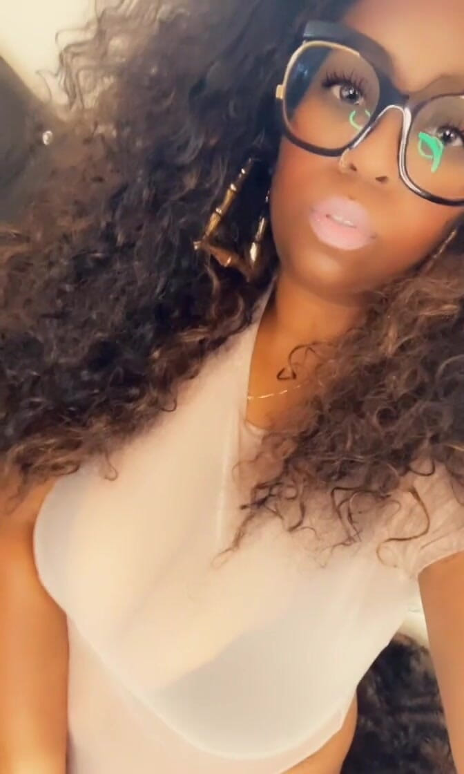 Diamond: Kadang-kadang Pakaian Boleh Jadi Tidak Berlebih-lebihan.