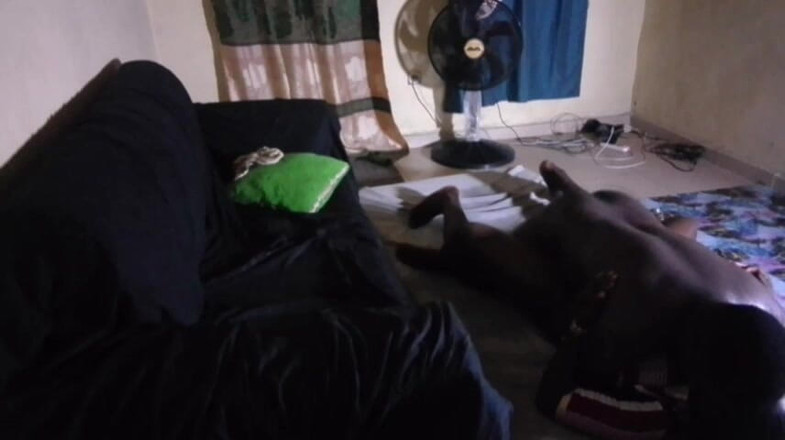 Pornsexlive: 従順で支配される使命