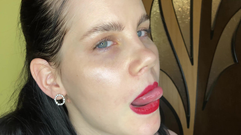 Anna Sky: Incredible giantess dominates you in 4K