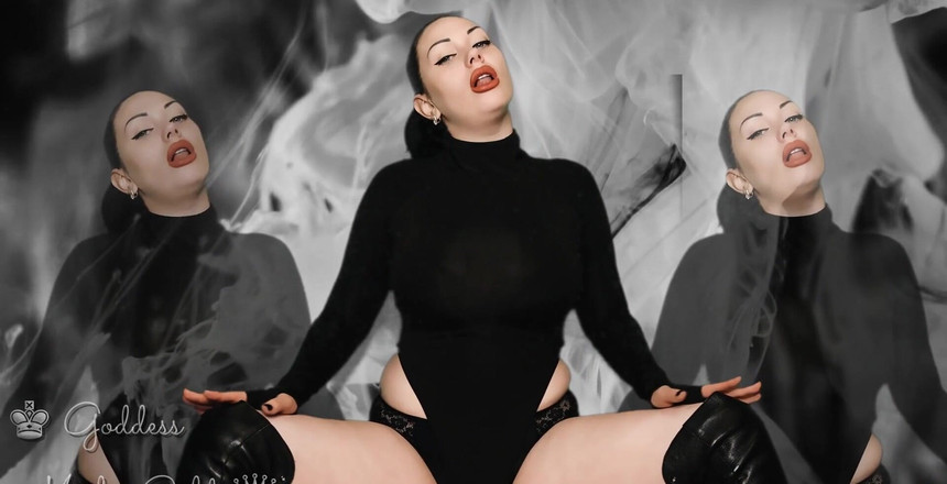 Goddess Misha Goldy: Я знаю твои тайны и твои страхи! Вы начали замечать, что когда вы поглаживаете вы все меньше и меньше думаете о киске.