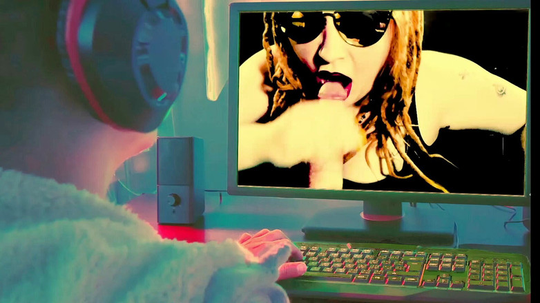 Campsissyboi: 2 камшоти, інструкції з мінету, один ковтає одну плювку, чуттєве домінування