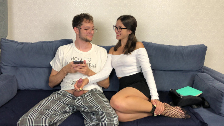 Sugary Kitty: "Une demi-sœur est venue de la fac et a demandé à...