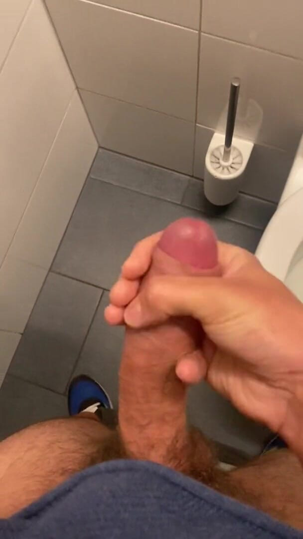 Zaharia: Toilet wanki