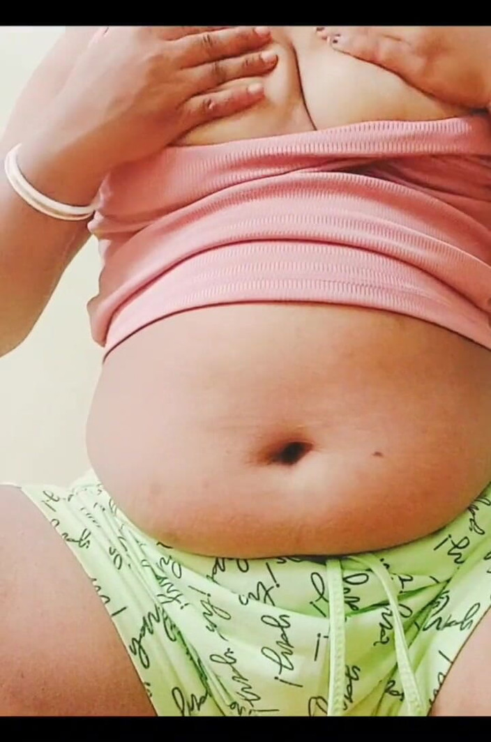 TSqueen: Antrenamentul de acasă a devenit sexy și intim