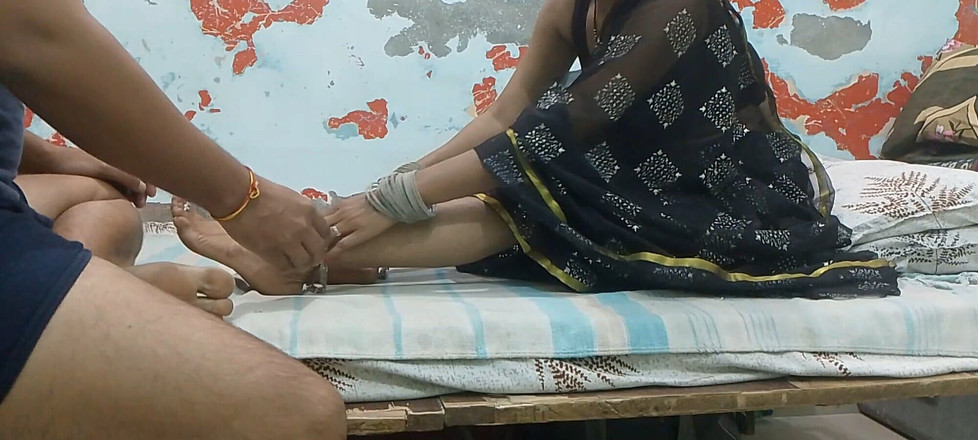 Divaya pussy: 마사지 중 말킨의 보지를 따먹어