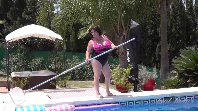 Aunt Judy's: Auntjudys - Busty Redhead MILF Jojo Robinson Goes Skinny Dipping in...