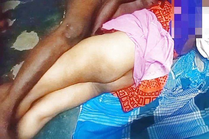 Priyanka314: 타밀 마을 아줌마와 포르노 비디오