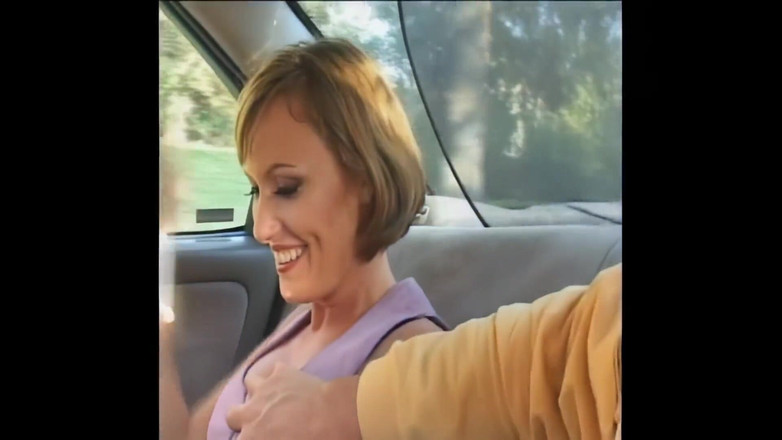 Milf in Love: Een onbekende MILF-slet