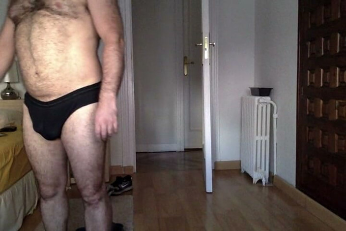 Hairy Guy Portugal: Одягаєш мене для літнього виходу в кудись