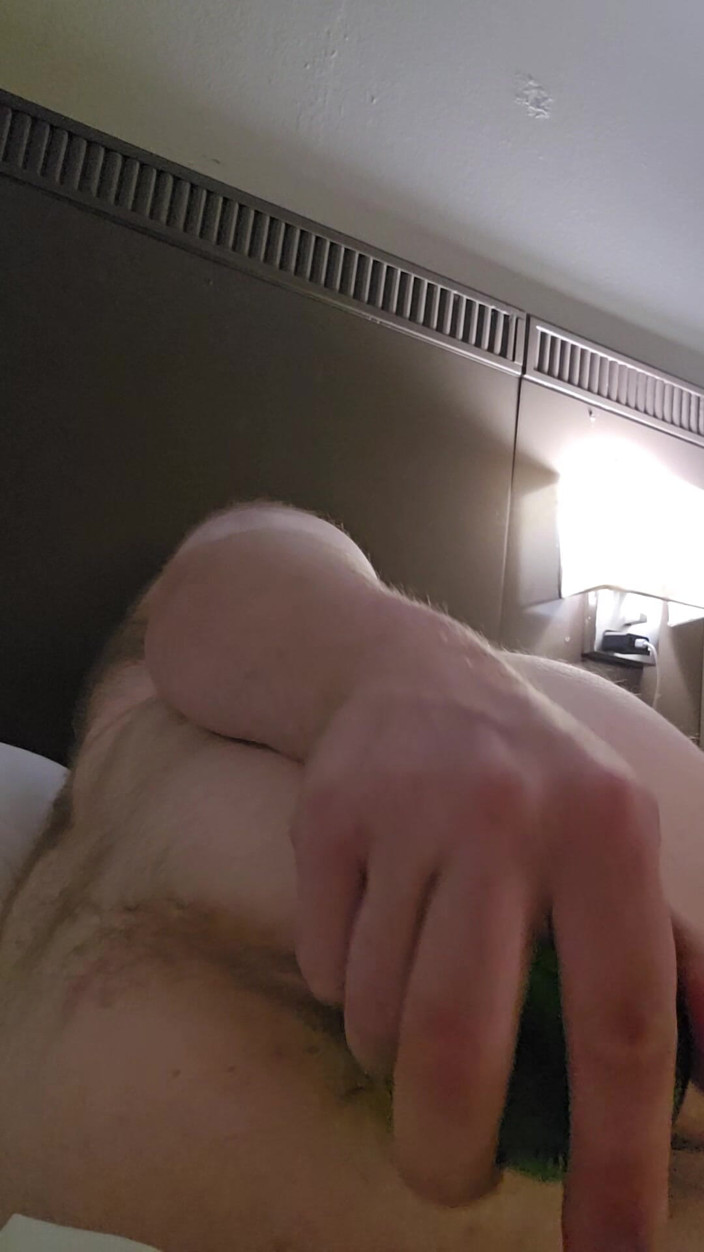 Hairy Cubb: Fucking My Ass with a Bottle in a Hotel