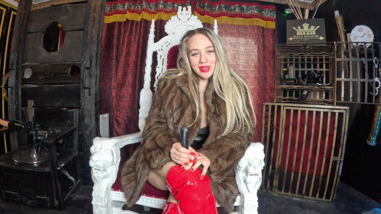 Queen_of_BDSM: ¡Hoy estoy a cargo de tu polla esclava!