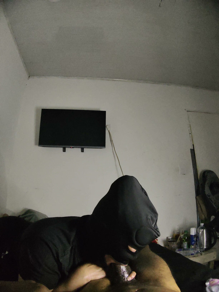 Cum-lobian dickdrainers: Горловий чемпіон, чорна маска