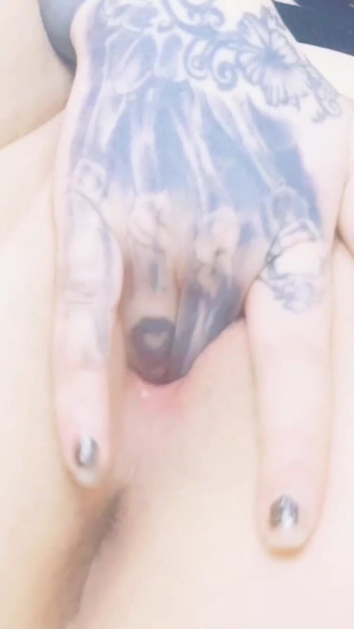 MessalinaHorror: 多汁的万圣节阴户