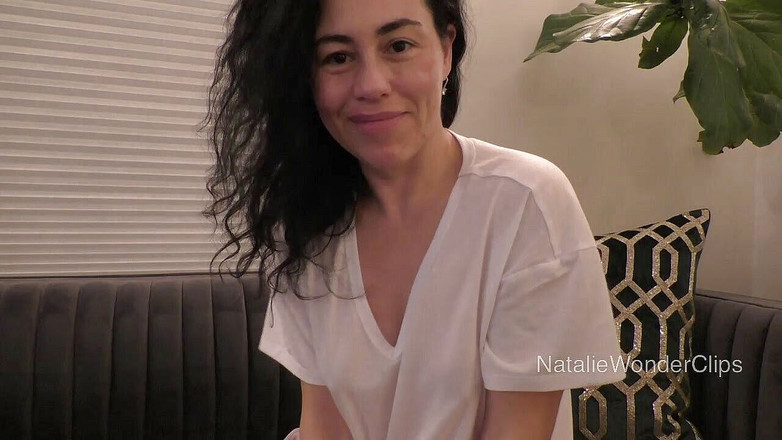 Natalie Wonder: Pomáhám mému chlapci stříkat, nech mě vidět ty výrazy, slyším...