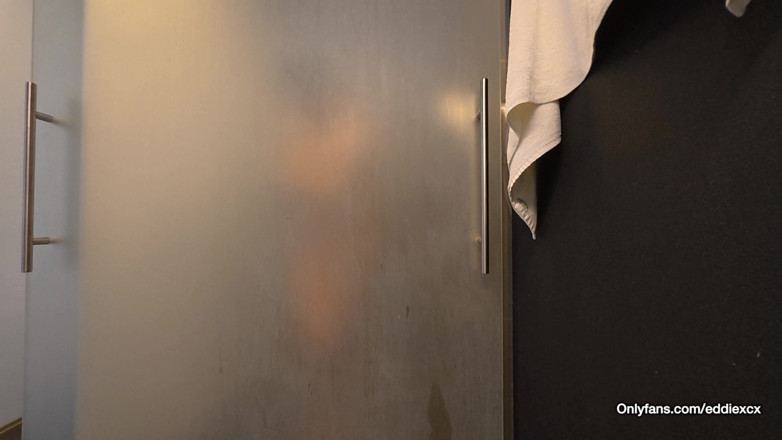 eddiexcxc: Twink i duschen