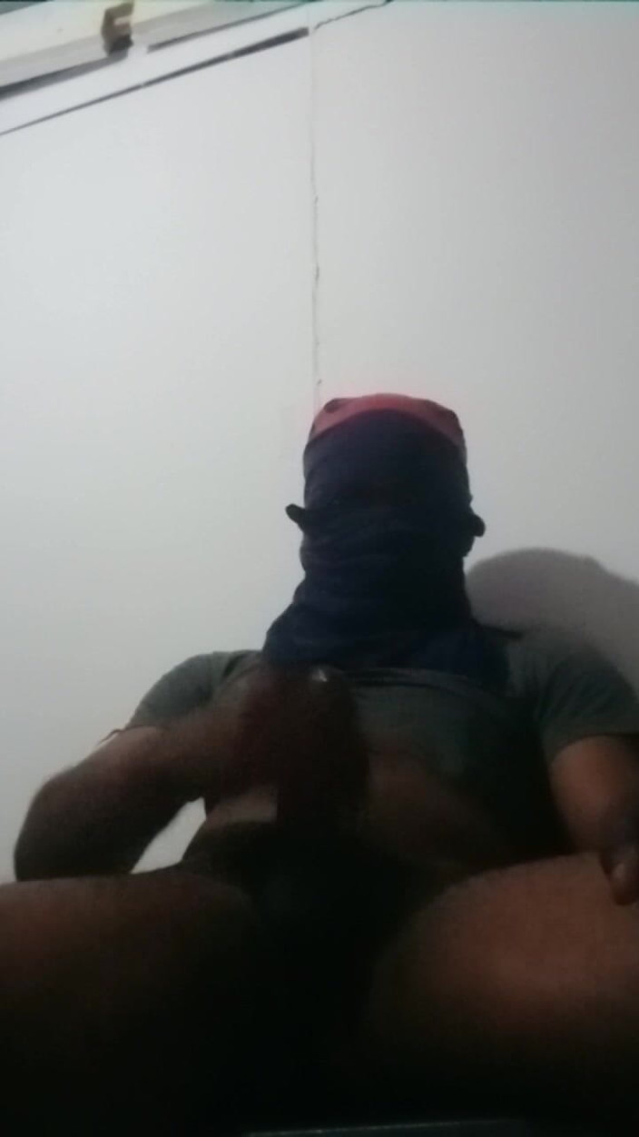 Fuckallpu: Thủ Dâm Mạnh Mẽ