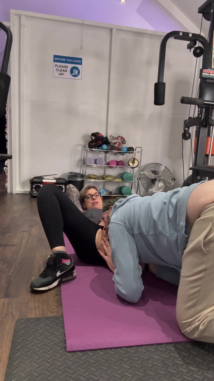 JessieRaexx: Ripped Yoga Pants