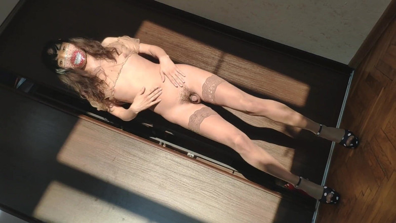 Ponny Letany: Girly femboy Sissy Ponyboy toont haar super lichaam in sexy...