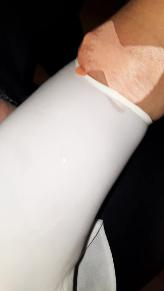 Mistress Meley: Látex - punheta com os pés