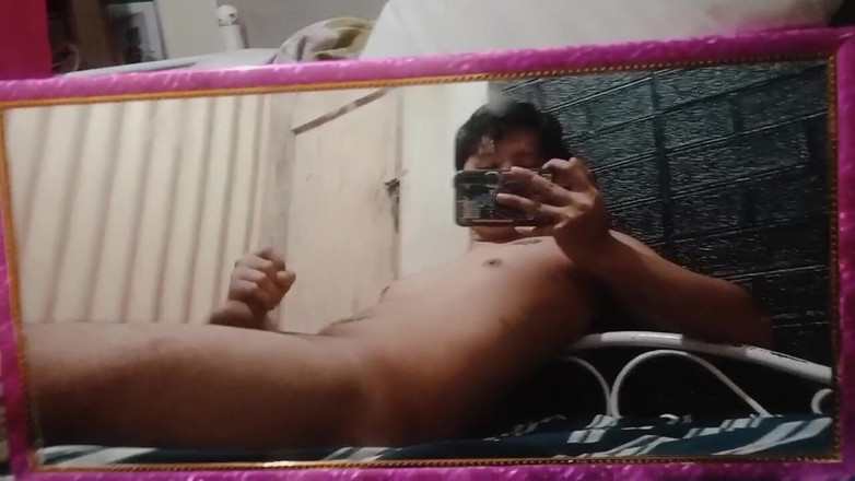 Rent A Gay Productions: Kraken - 镜子手淫场景