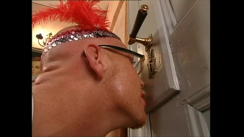 Wonderful Hot World X: Due belle troie bisessuali vintage scopate da mature e sborrate...