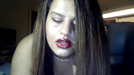 Evelyn Butt: 大きなお尻の十代と驚きの肛門!