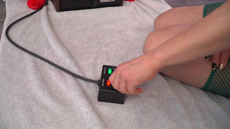 Firegirl80: Masturbare sybian cu Nicole