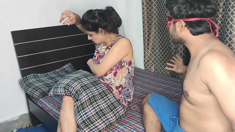 lust of milf: Pados Me Nayi Ladki Ko Aata Dekh Kar Pados Ke...