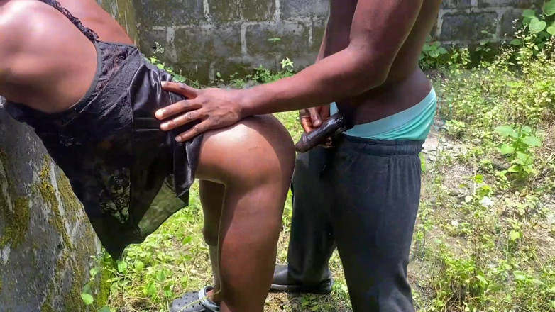 Fap zone: Thug Fucks Babe Hardcore in Uncompleted Building Site
