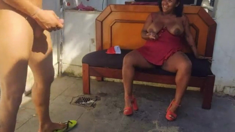 CASALNUTTELA: Bakıcının vajinasını ve poposunu yediğim gün, sonra eşim çalışırken poposuna boşaldığım...