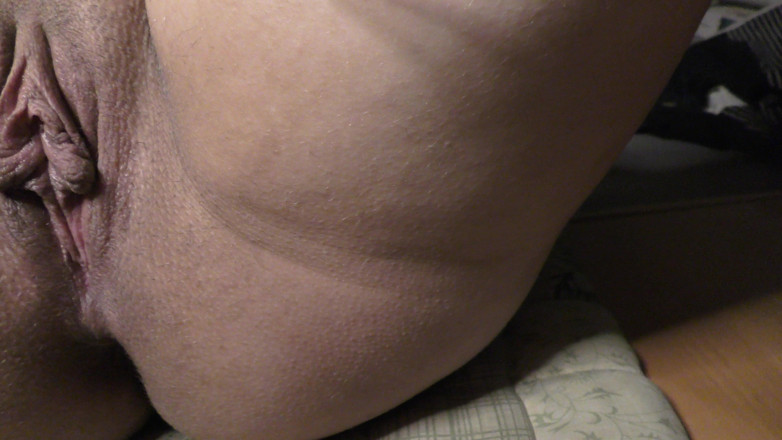 Milky Mari: Teen girl let her boyfriend do a body writings before...