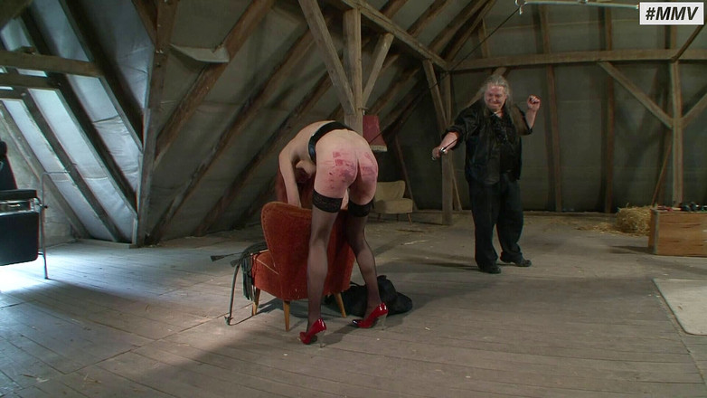 Absolute BDSM: German BDSM - German redhead slave