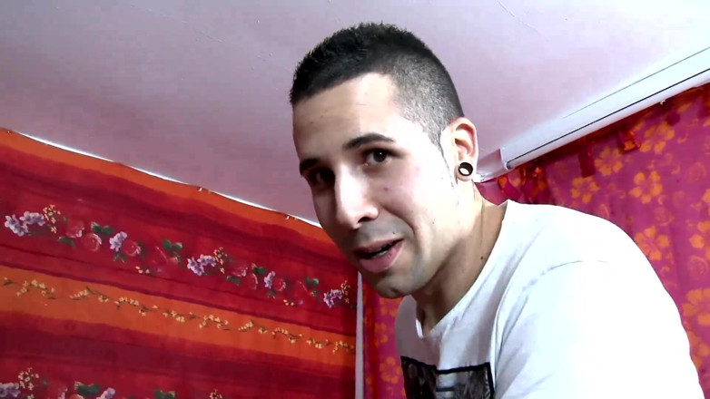 Amaspain: Skinny blonde gets fucked in the ass