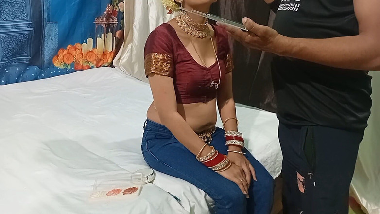 Vamika: Penata rias ngentot memek pengantin baru saat makeover